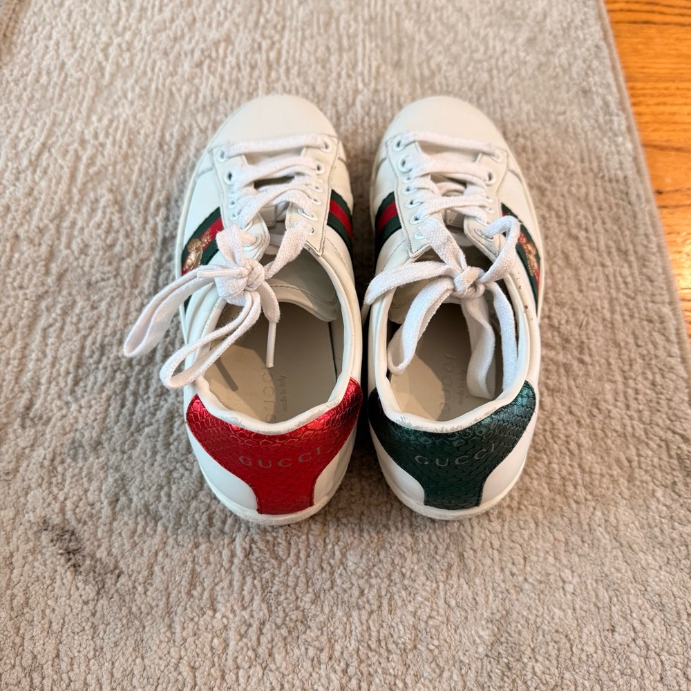 Gucci Leather Sneakers with Red & Green Stripe and Gold Bee Embroidery, Size 34 - Picture 5 of 6